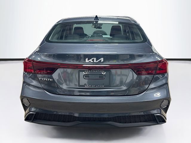 Used 2024 Kia Forte LXS image 6