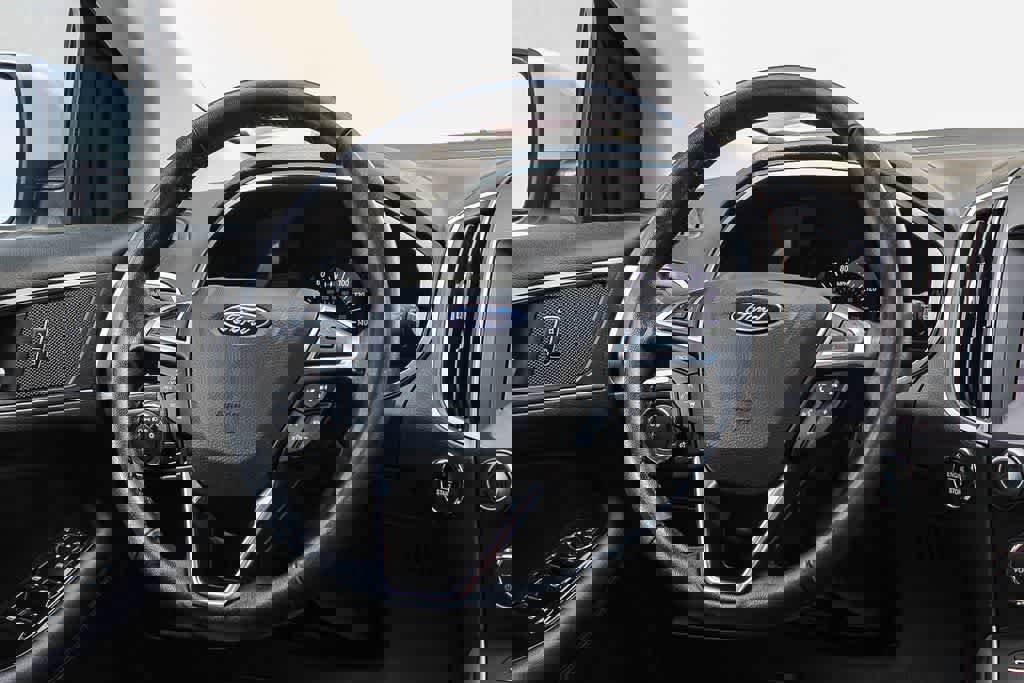 Used 2019 Ford Edge SEL w/ Equipment Group 201A image 14