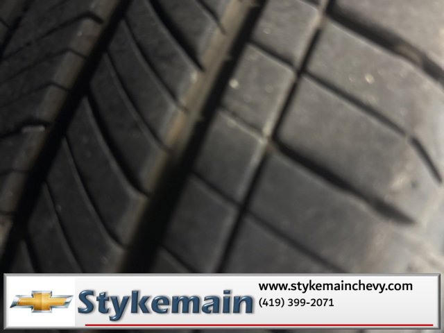 Used 2022 GMC Terrain SLE image 12