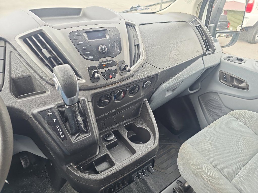Used 2016 Ford Transit 250 130 Low Roof RWD image 27