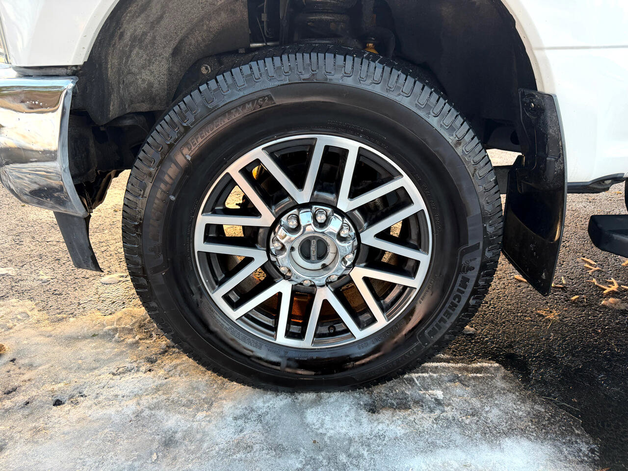 Used 2019 Ford F250 Lariat w/ Lariat Ultimate Package image 18