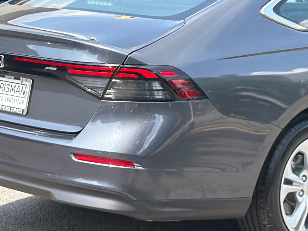 Certified 2025 Honda Accord LX image 6