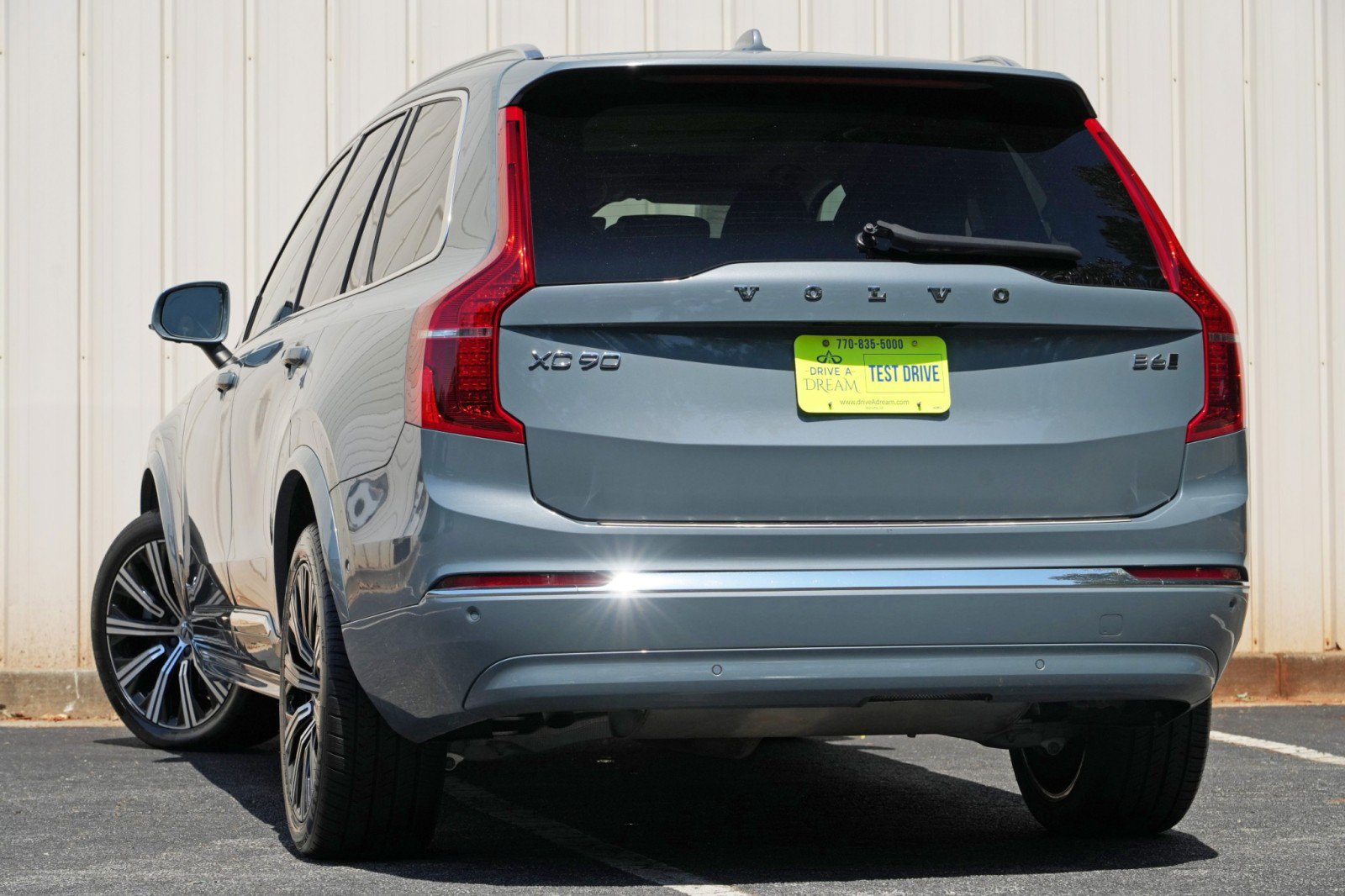Used 2023 Volvo XC90 B6 Plus w/ Protection Package Premier AWD/4WD image 6
