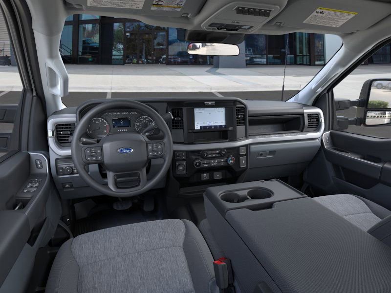 New 2025 Ford F550 4x4 Crew Cab image 9