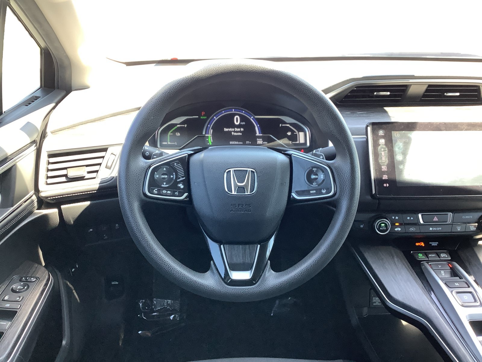 Used 2018 Honda Clarity Plug-In Hybrid image 12