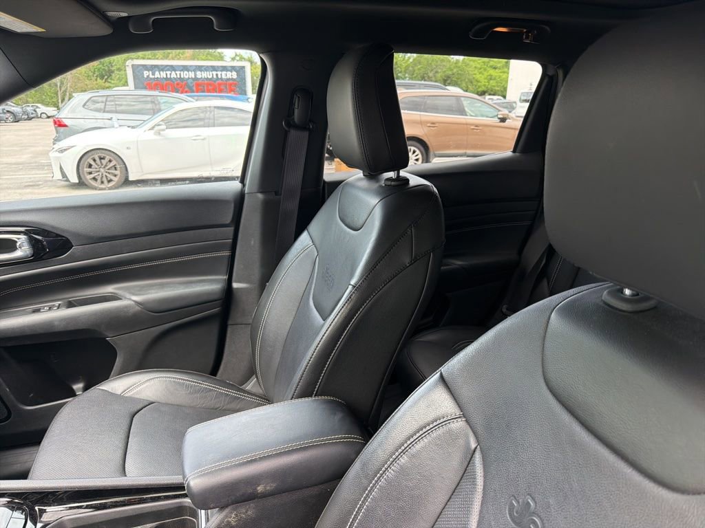 Used 2022 Jeep Compass High Altitude AWD/4WD image 10
