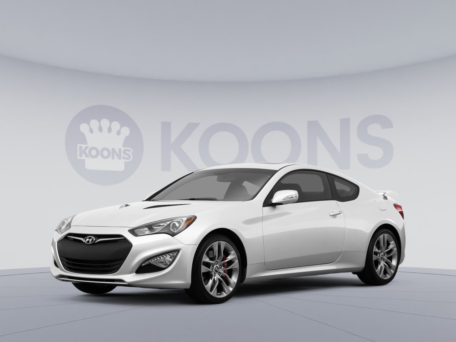 Used 2015 Hyundai Genesis 3.8 image 1