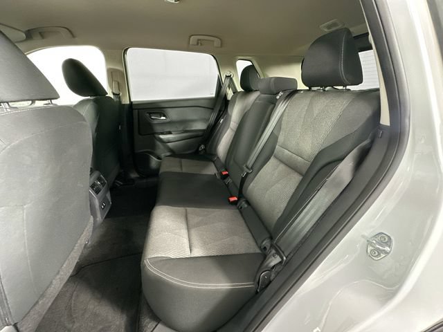 Used 2025 Nissan Rogue SV AWD/4WD image 24