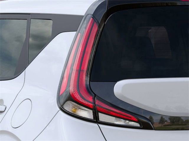 Certified 2025 Kia Soul GT-Line FWD image 11