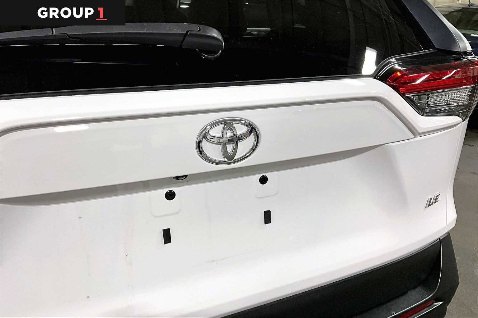 Used 2023 Toyota RAV4 LE FWD image 31