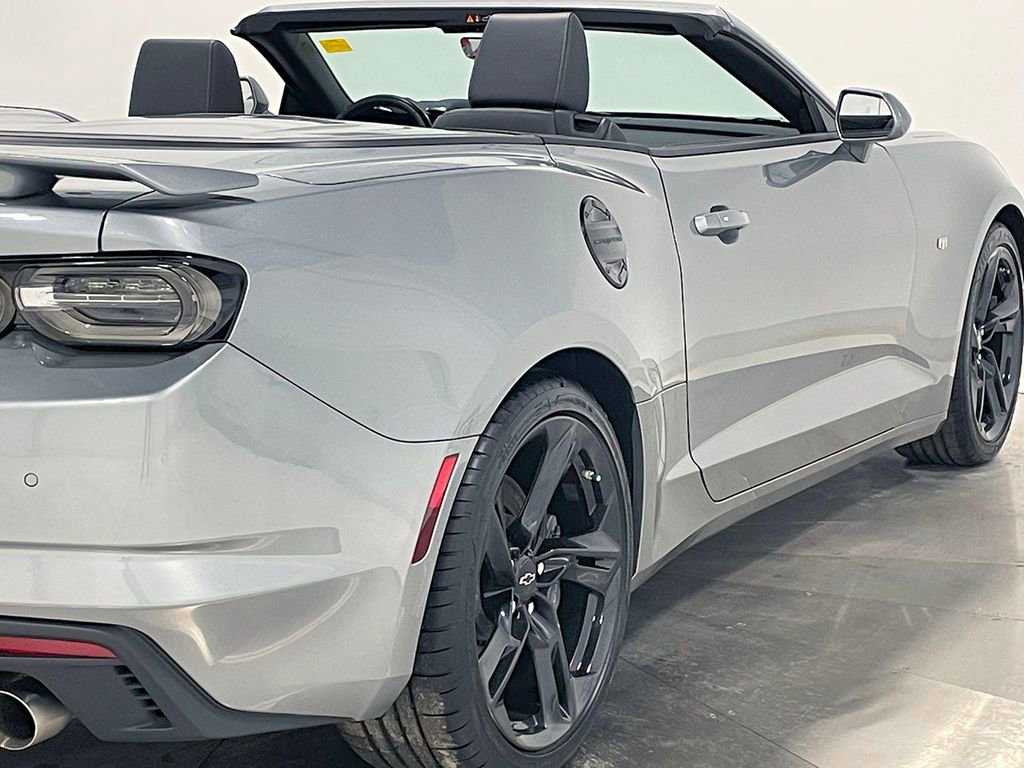 Used 2023 Chevrolet Camaro SS image 32