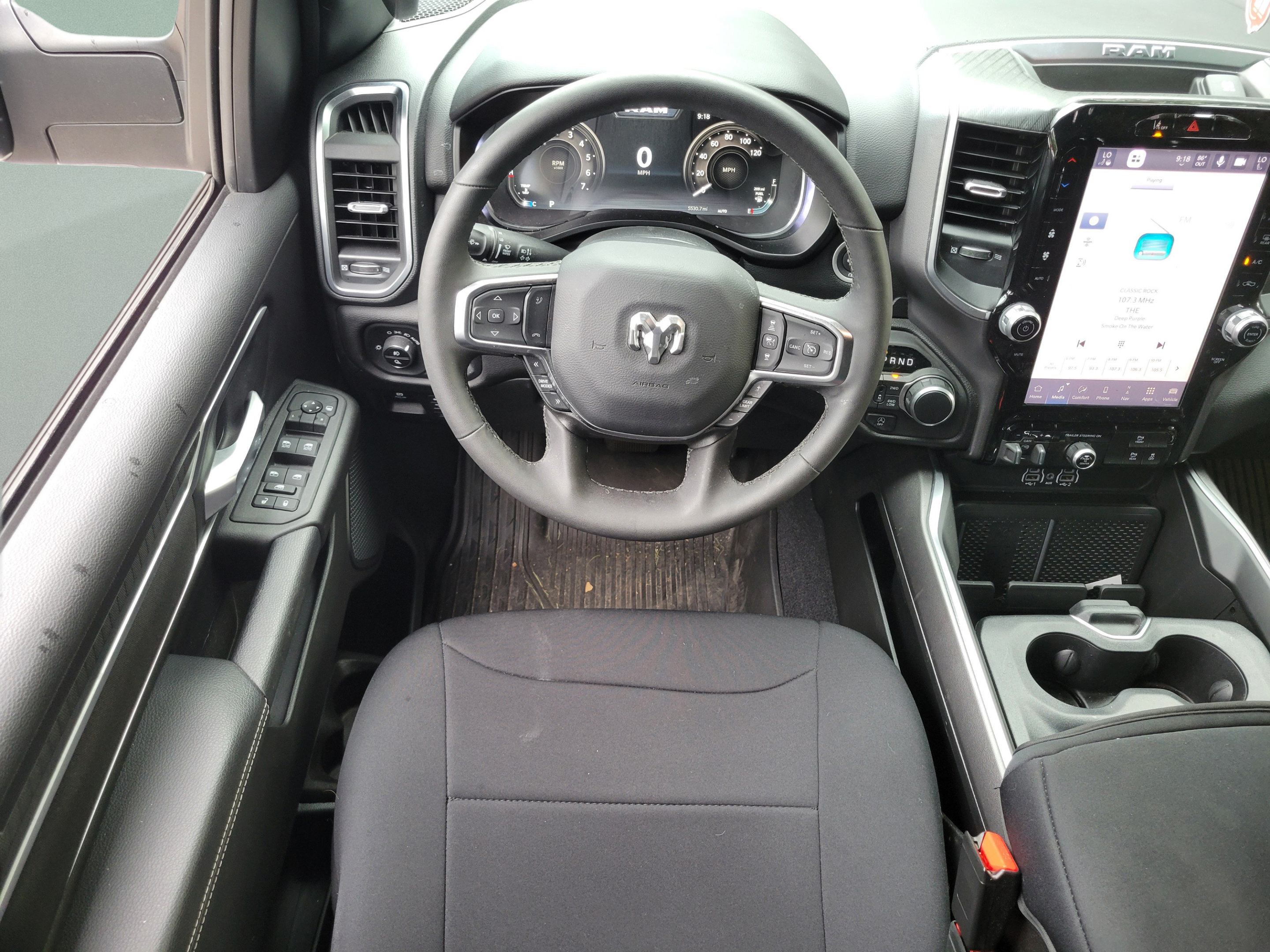 Used 2025 RAM 1500 Big Horn AWD/4WD image 8