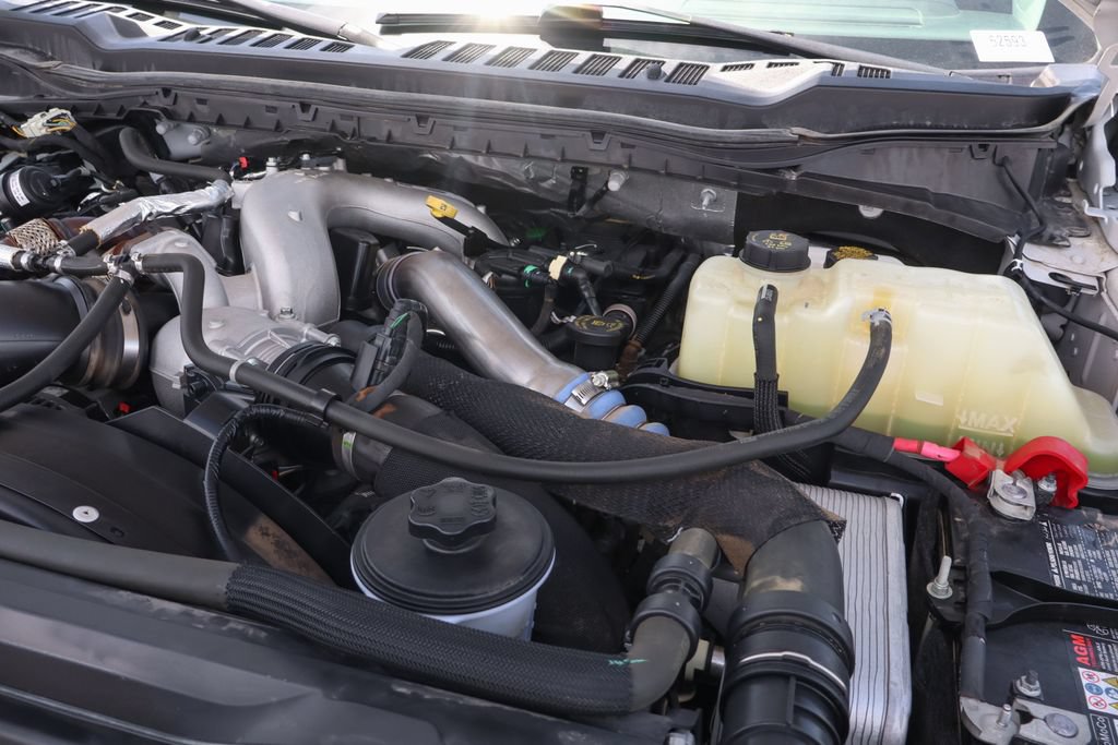 Used 2023 Ford F550 2WD Regular Cab Super Duty image 15