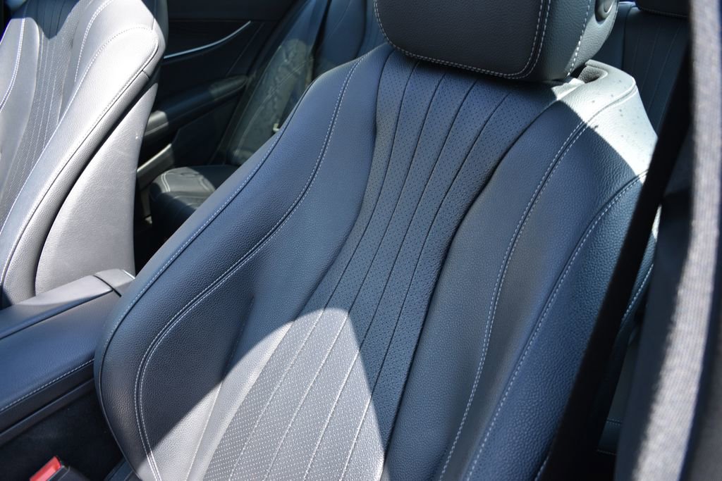 Used 2019 Mercedes-Benz E 300 4MATIC image 10