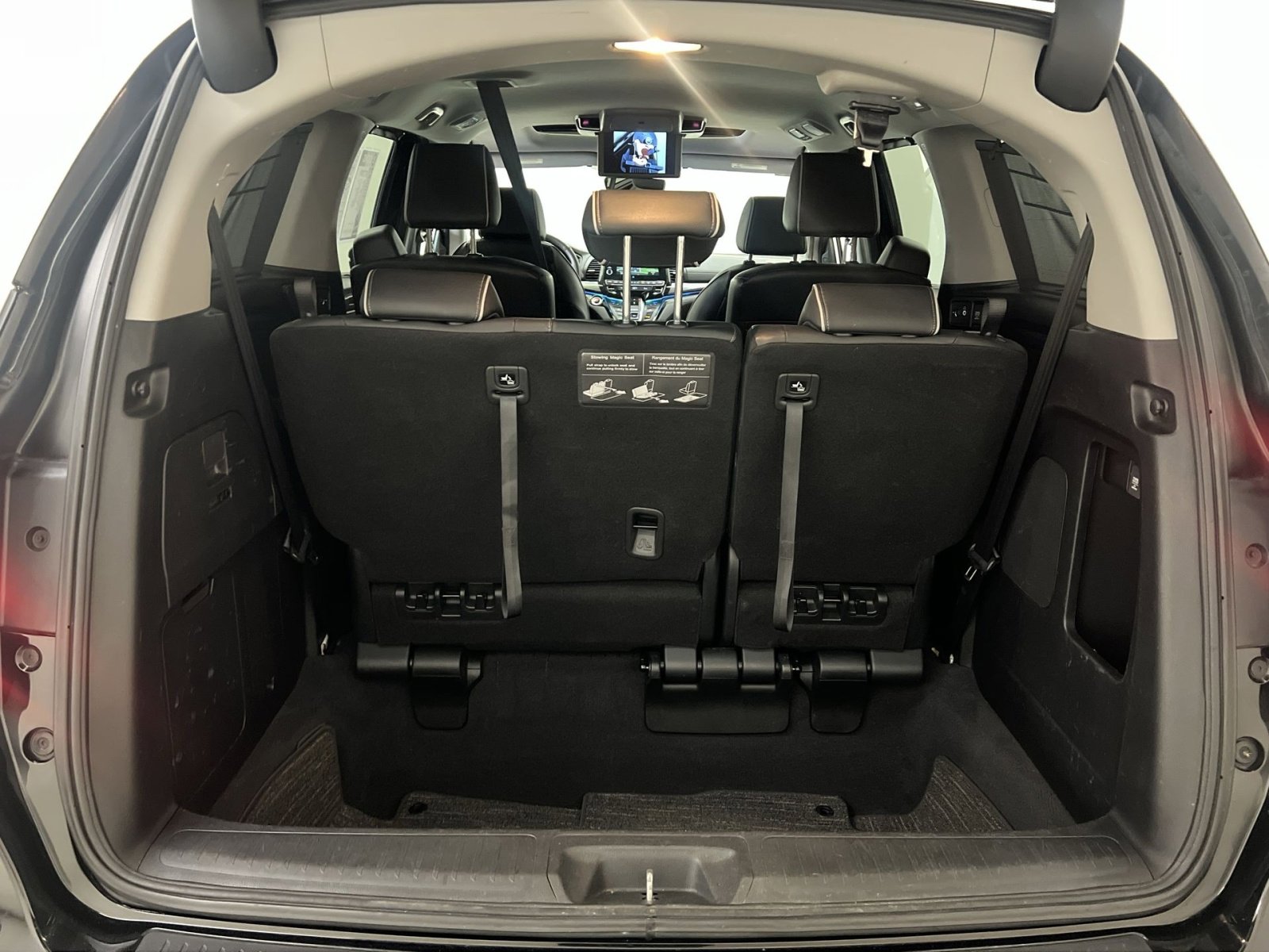 Used 2021 Honda Odyssey Elite image 26