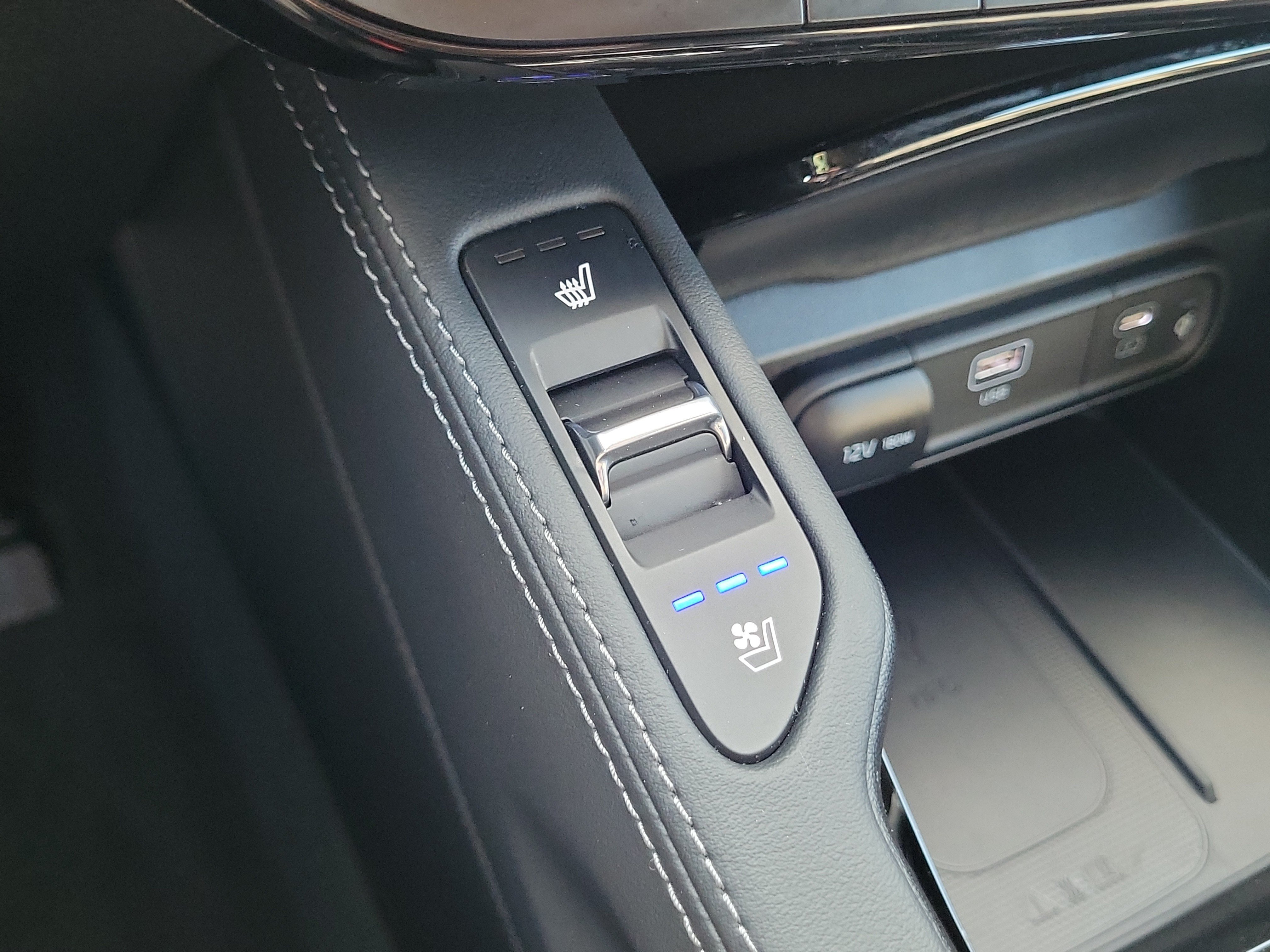 Certified 2025 Kia Telluride SX Prestige X-Line AWD/4WD image 37