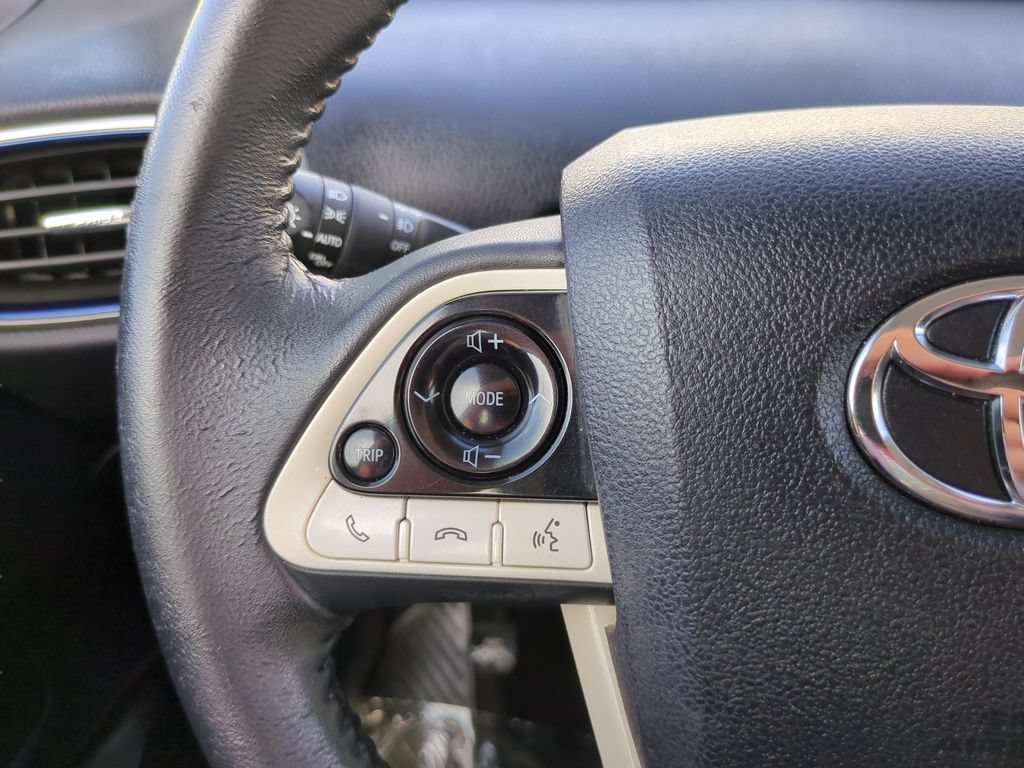 Used 2017 Toyota Prius Four Touring FWD image 20