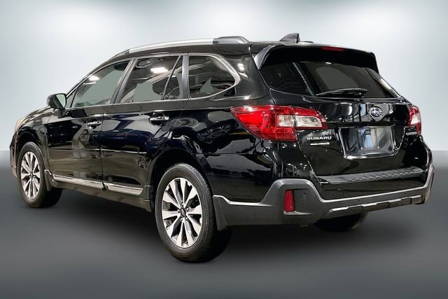 Used 2018 Subaru Outback 2.5i Touring image 12