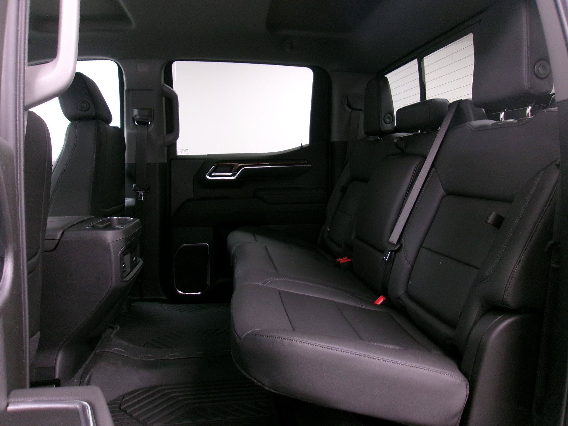 New 2026 Chevrolet Silverado 1500 LT Trail Boss w/ LT Trail Boss Premium Package AWD/4WD image 10
