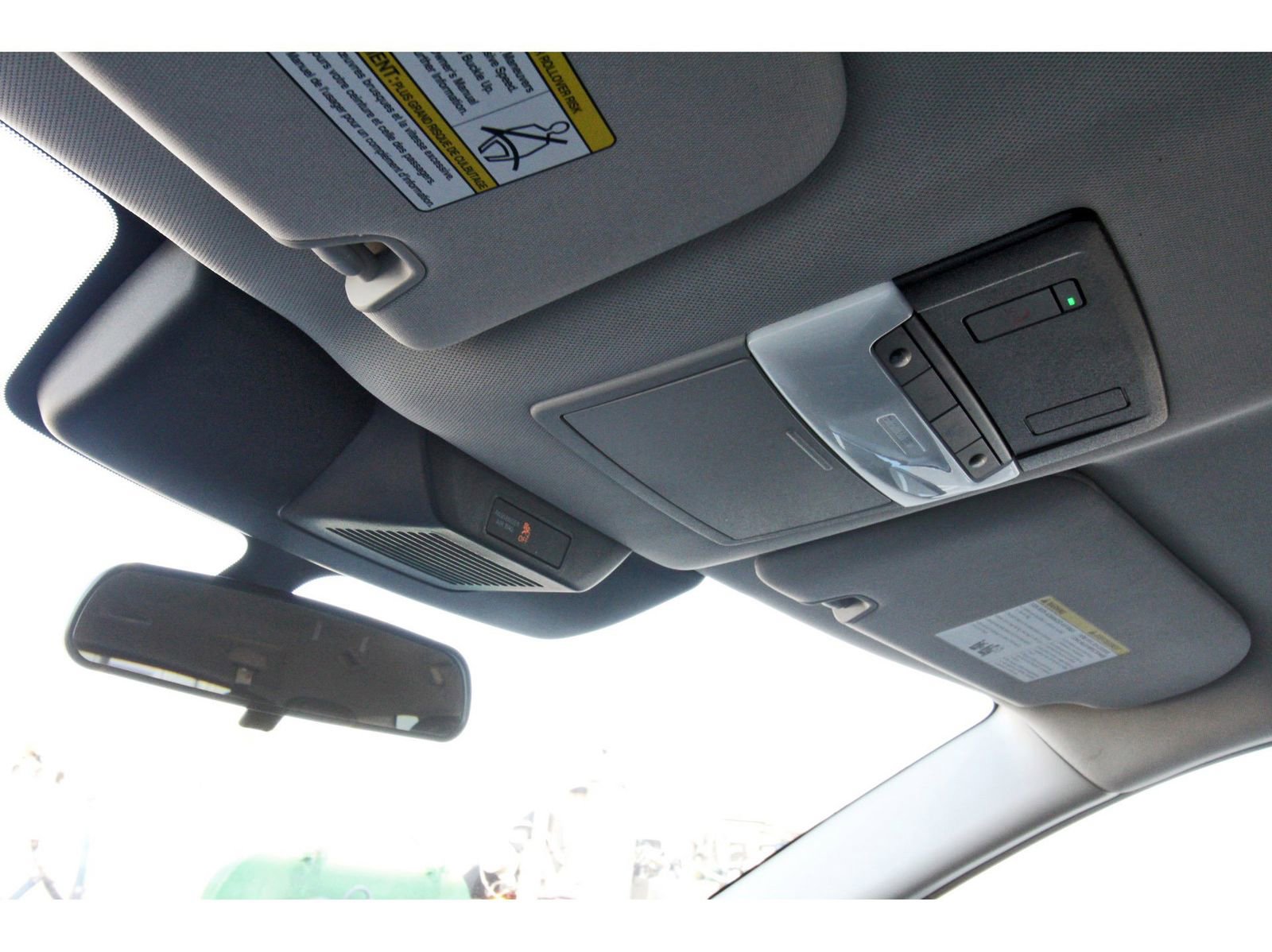 Used 2023 Nissan Pathfinder SV image 24