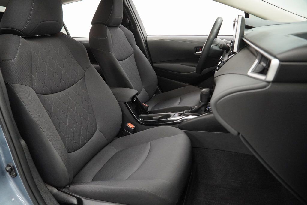 Used 2020 Toyota Corolla LE image 44