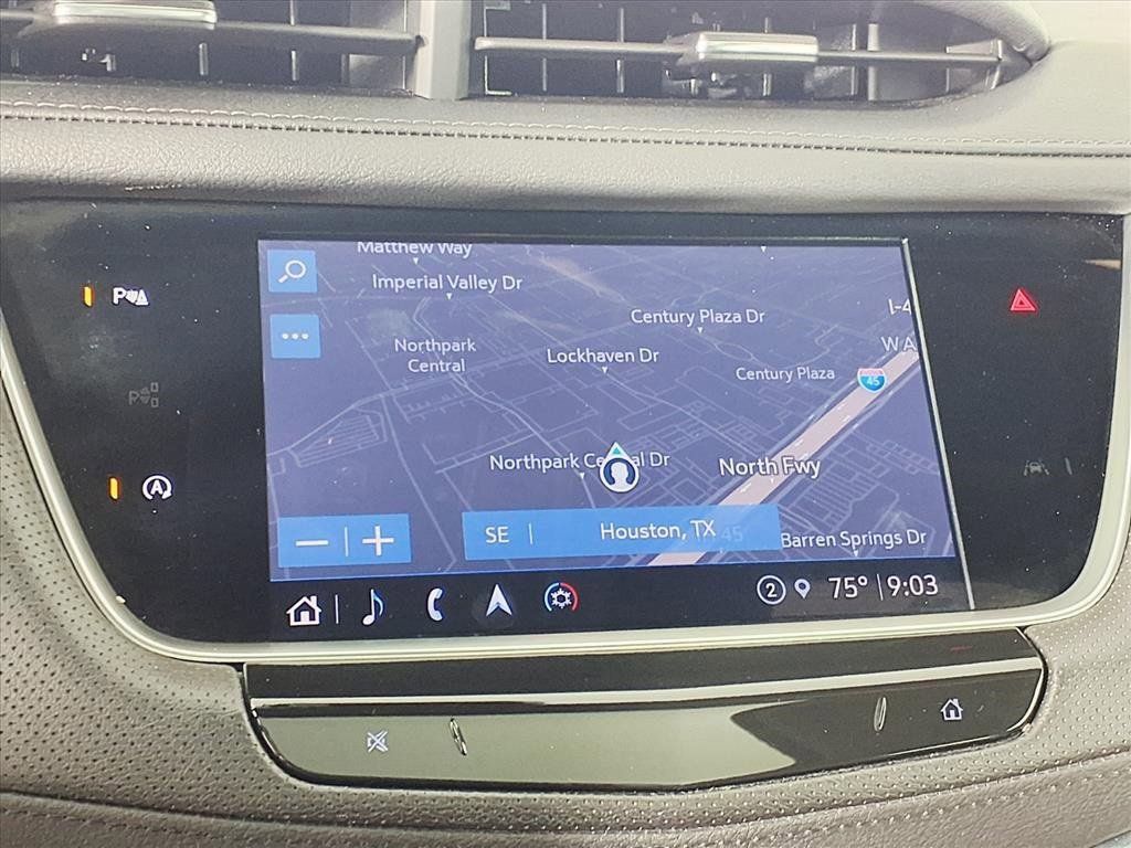 Certified 2025 Cadillac XT5 Premium Luxury FWD image 16