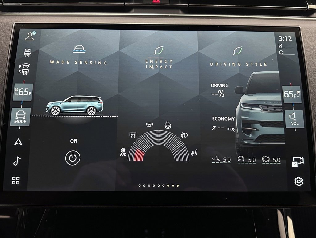 Used 2025 Land Rover Range Rover Sport Dynamic SE image 34