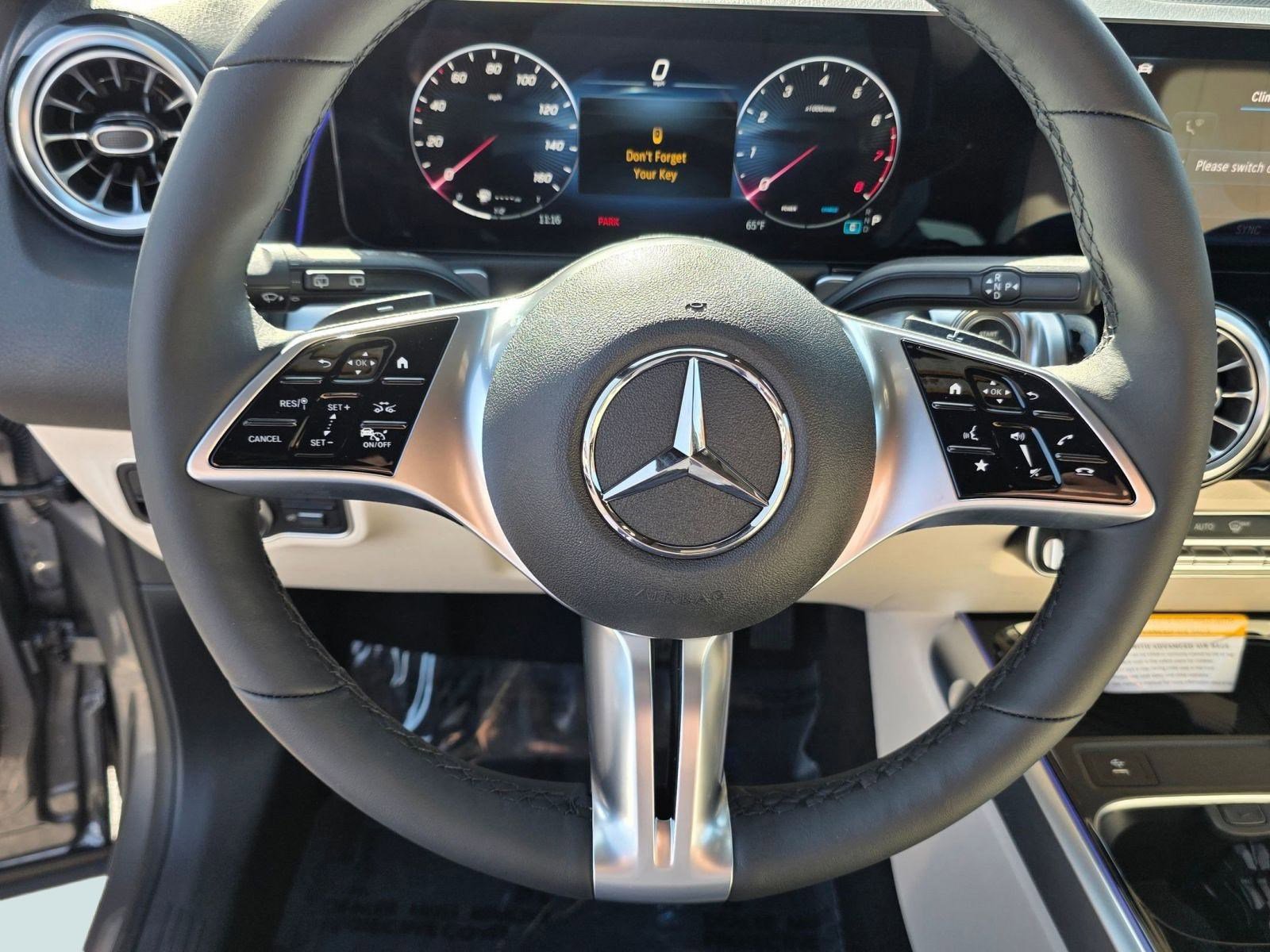 New 2026 Mercedes-Benz GLB 250 4MATIC image 26