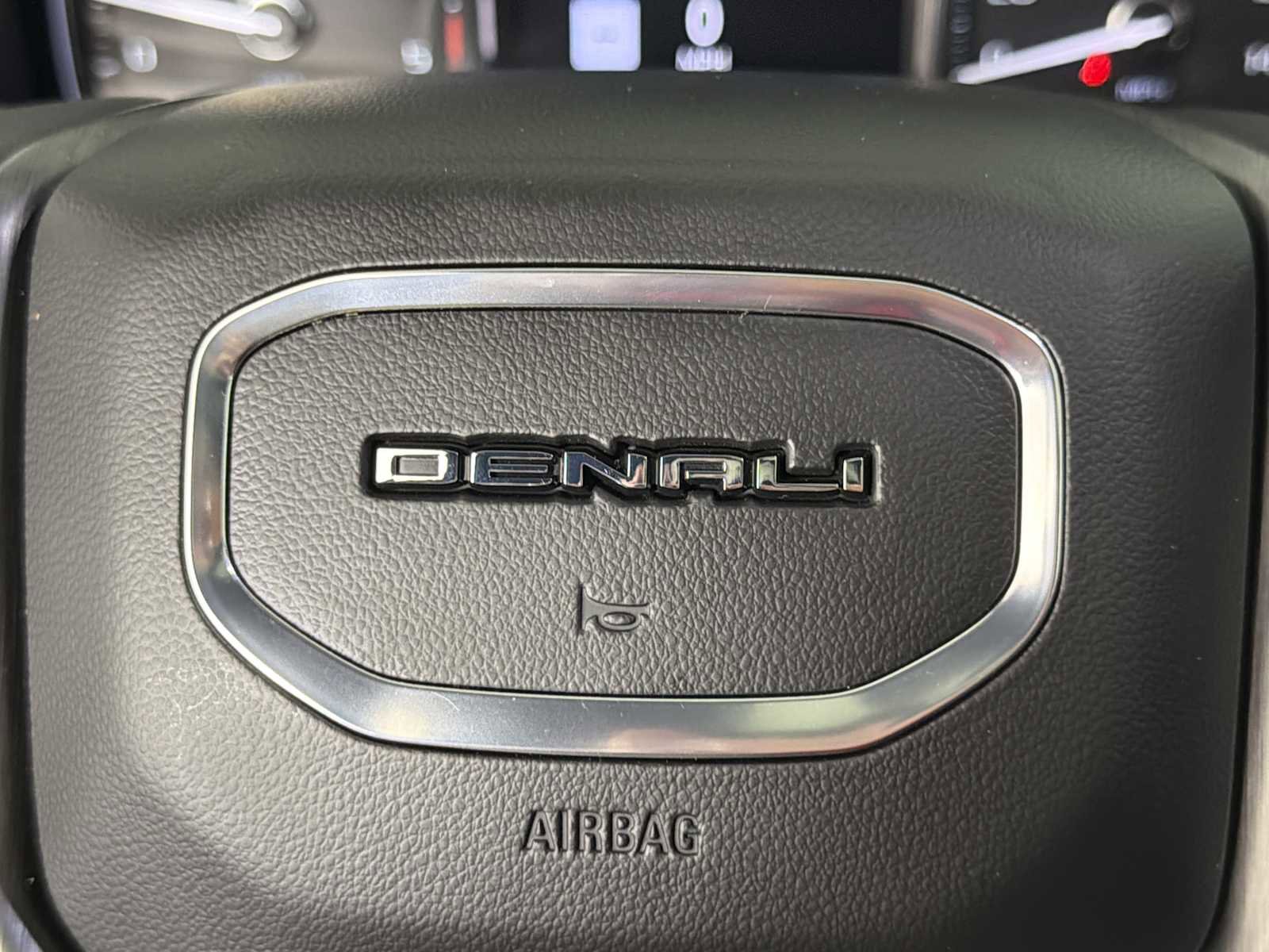 Used 2021 GMC Sierra 2500 Denali w/ Denali Ultimate Package image 25