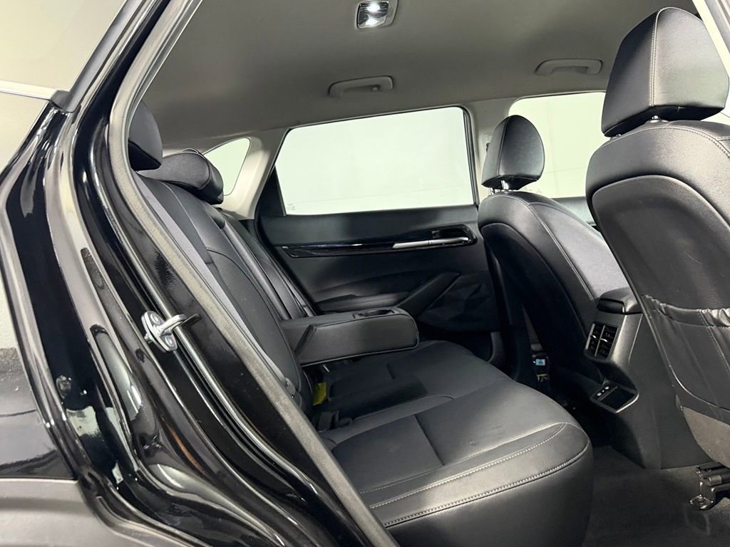 Used 2025 Kia Seltos EX AWD/4WD image 27