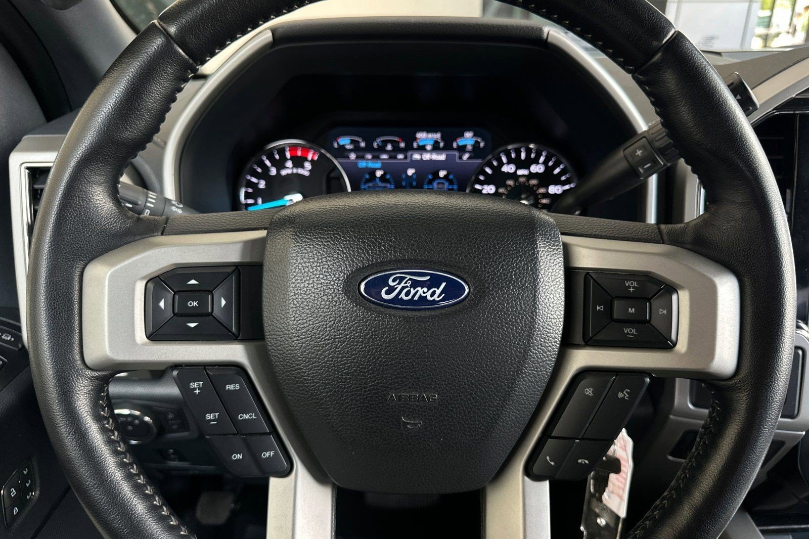 Used 2022 Ford F250 Lariat w/ Chrome Package AWD/4WD image 11