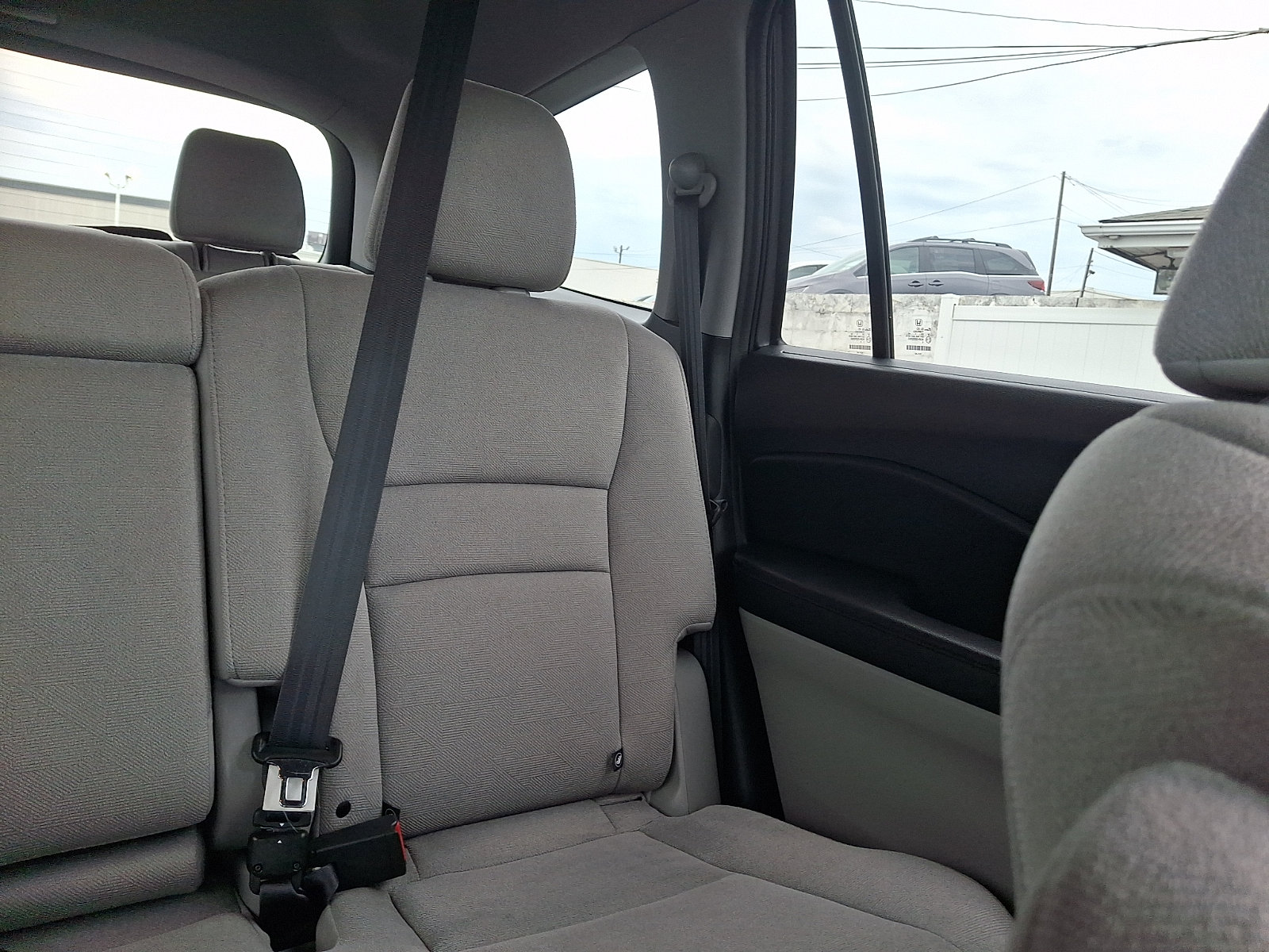Used 2021 Honda Pilot EX image 16
