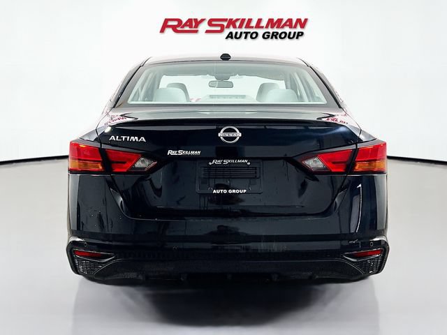 Used 2025 Nissan Altima 2.5 SV FWD image 6