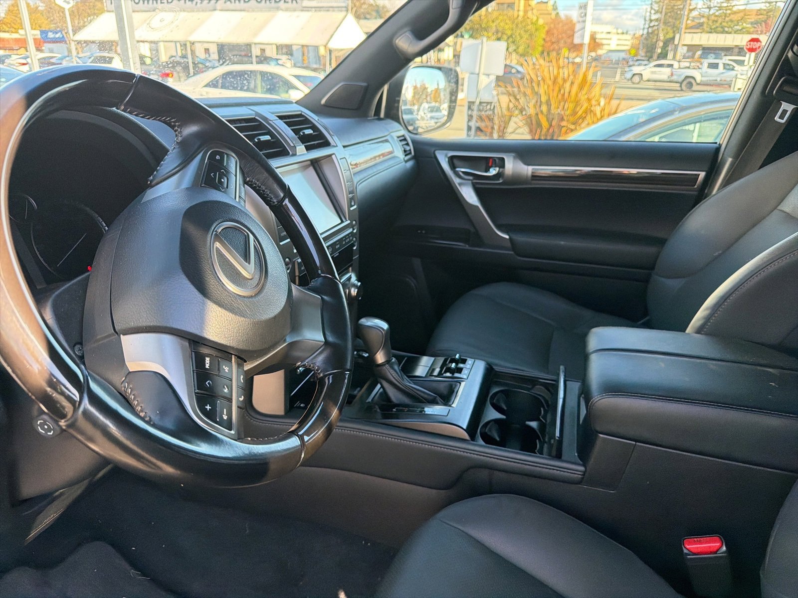 Used 2020 Lexus GX 460 Premium image 5