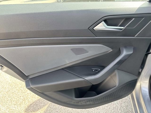 New 2026 Volkswagen Jetta SE image 11