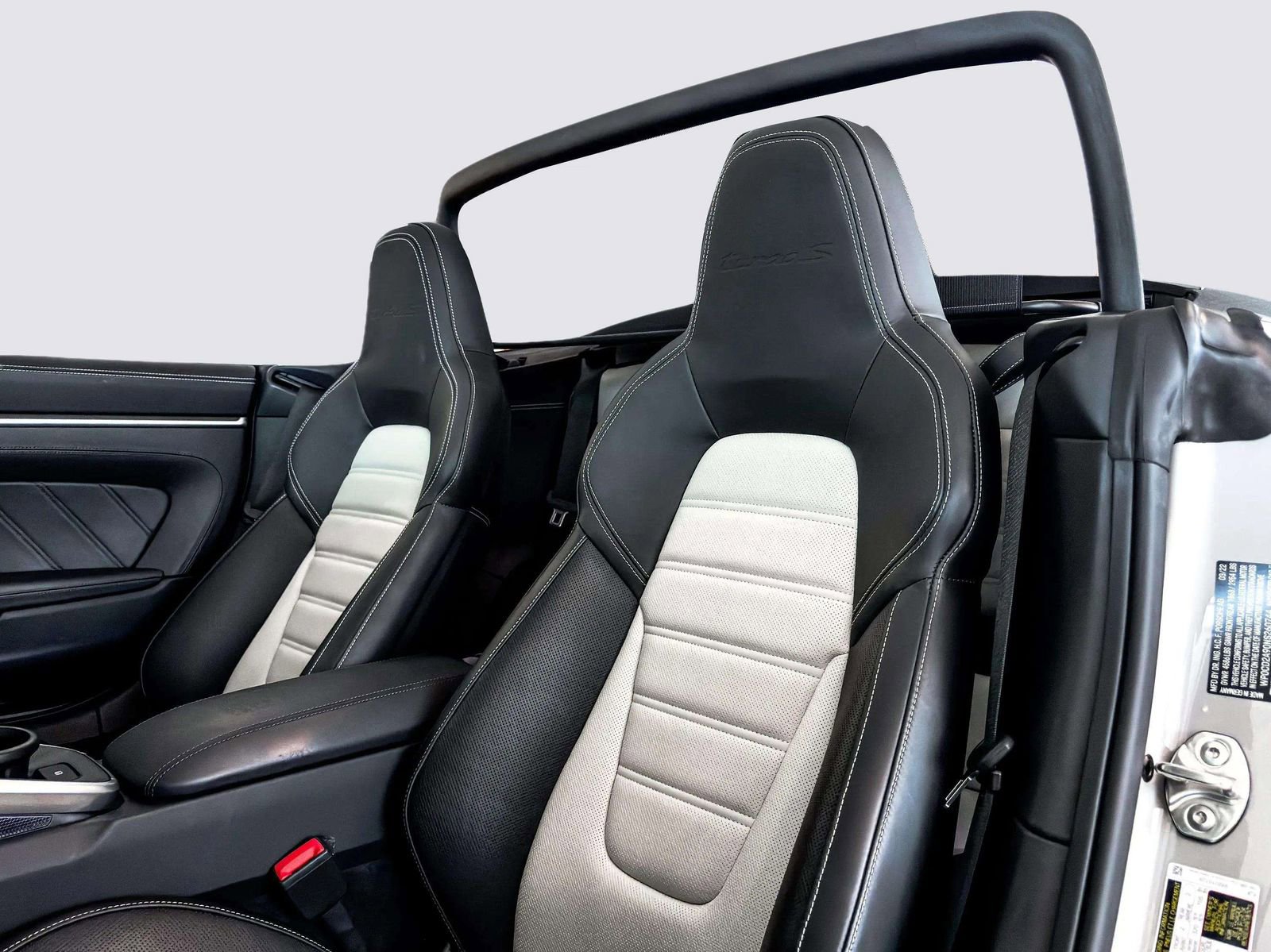 Used 2022 Porsche 911 Turbo S image 18