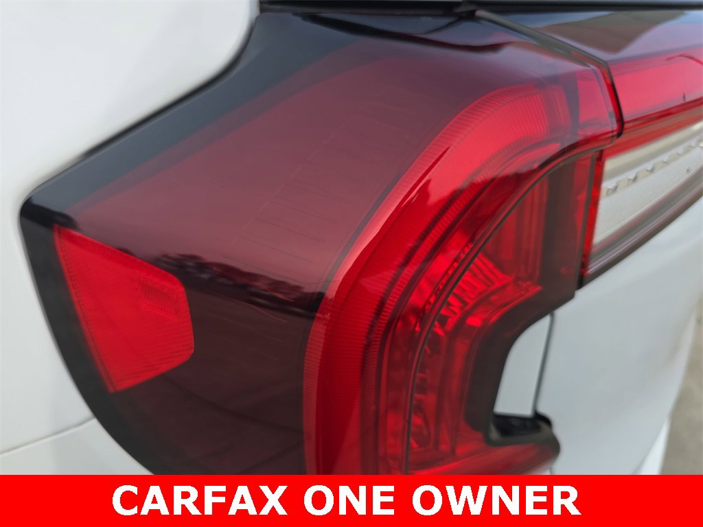 Used 2024 GMC Terrain SLE image 34