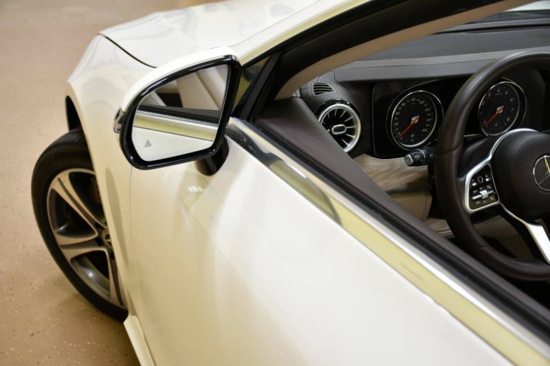 Used 2019 Mercedes-Benz E 450 4MATIC Cabriolet image 13