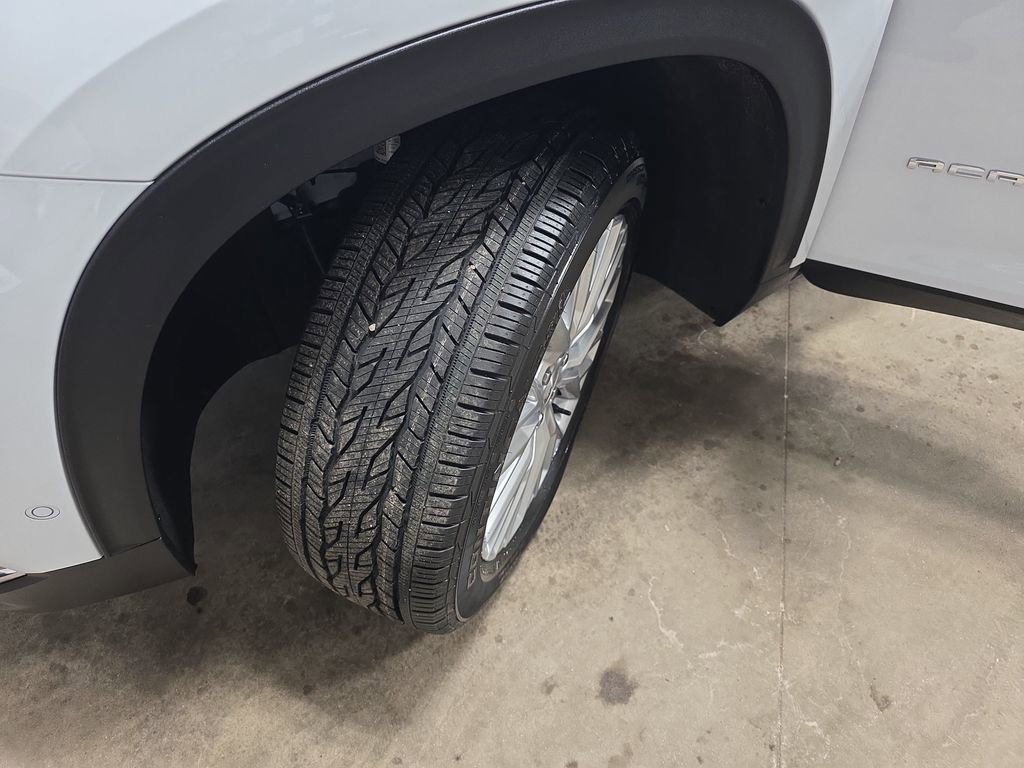 New 2026 GMC Acadia Elevation w/ Super Cruise Package image 36