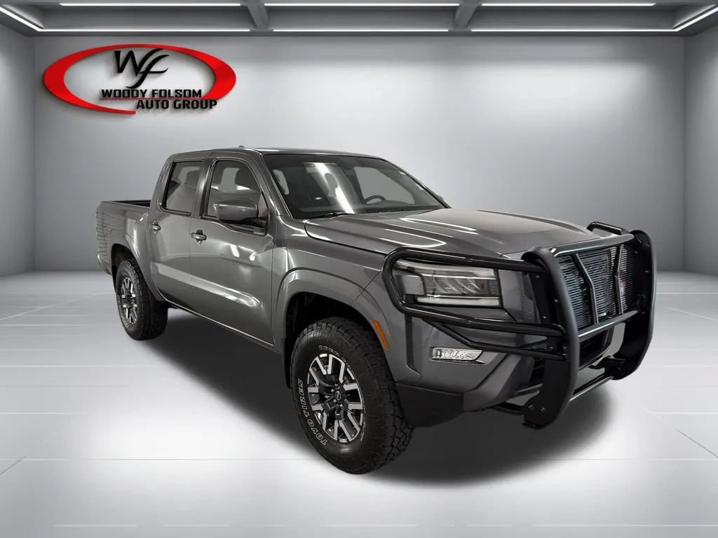 Used 2024 Nissan Frontier SL w/ Technology Package AWD/4WD image 3