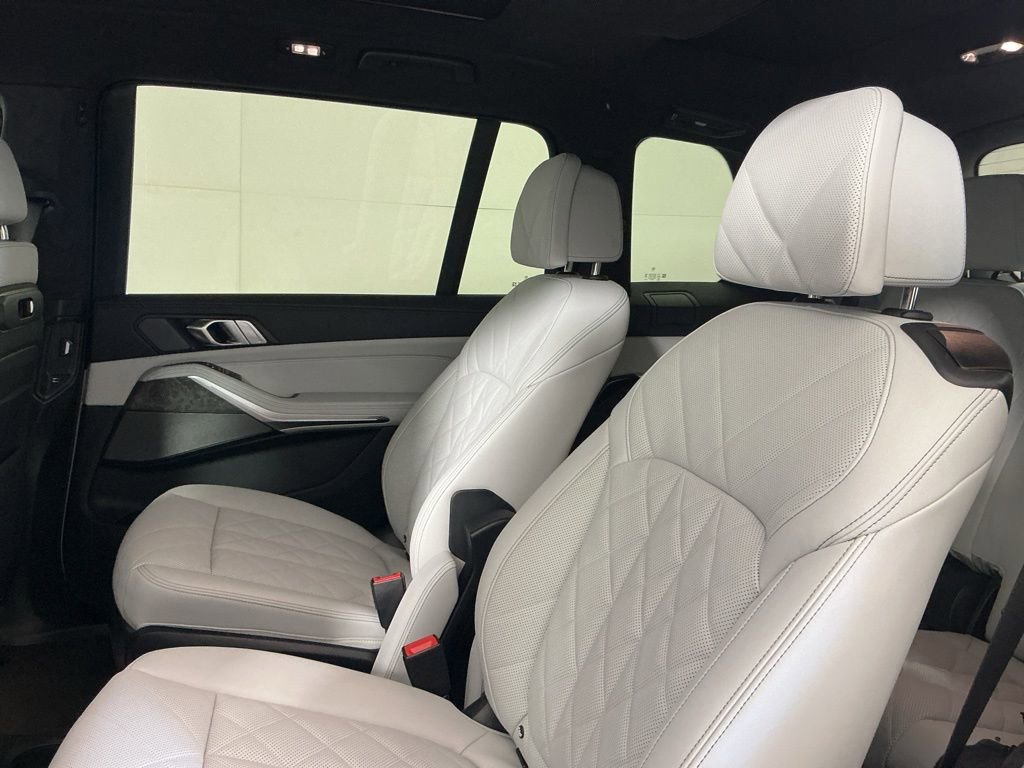 New 2026 BMW X7 xDrive40i AWD/4WD image 26