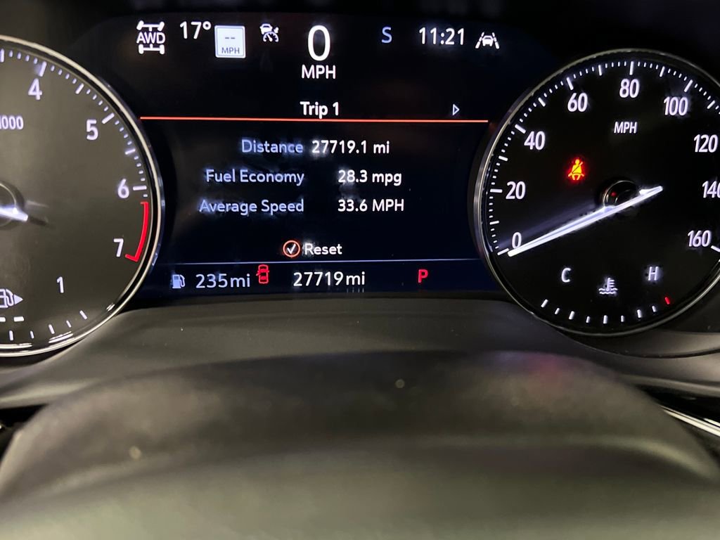 Used 2021 Buick Envision Avenir w/ Technology Package II image 22