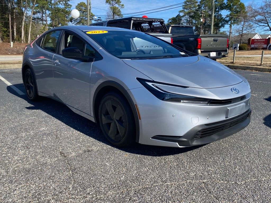 Used 2024 Toyota Prius LE