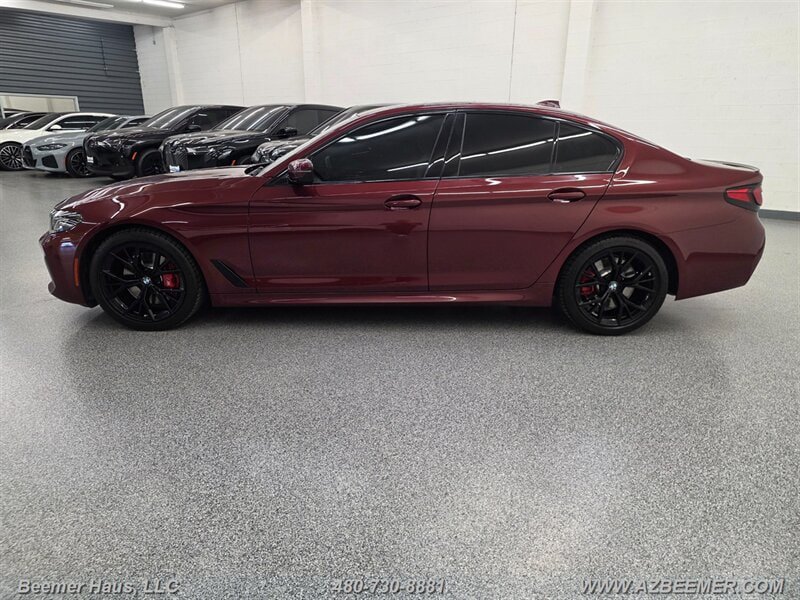 Used 2023 BMW 530i w/ M Sport Package RWD image 4