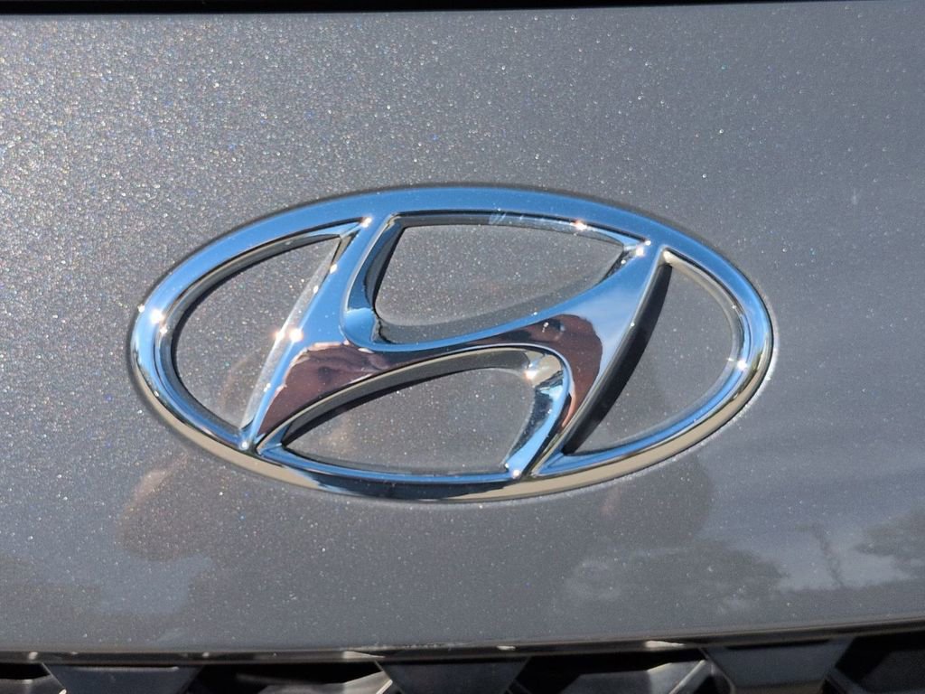 Certified 2023 Hyundai Kona SEL w/ Cargo Package image 11