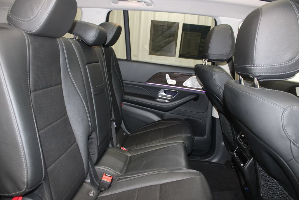 Used 2024 Mercedes-Benz GLS 450 4MATIC image 29