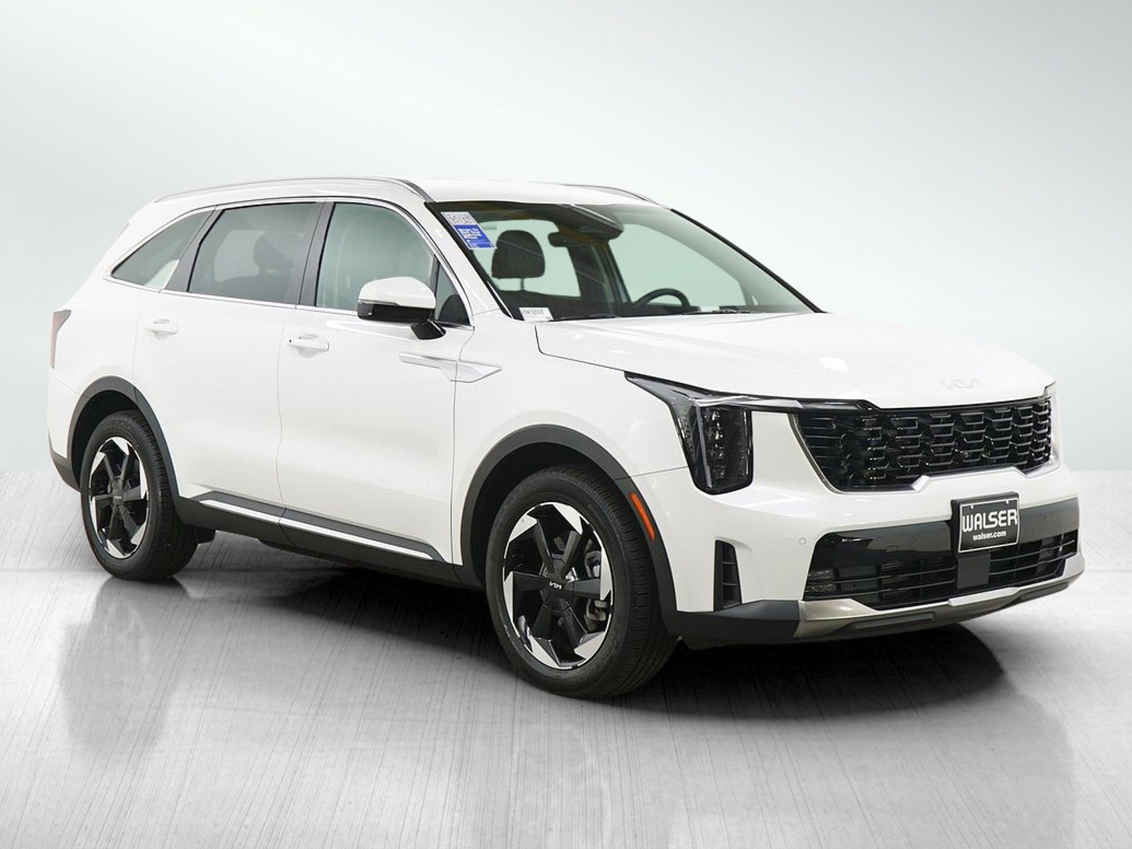 Used 2025 Kia Sorento EX AWD/4WD image 8
