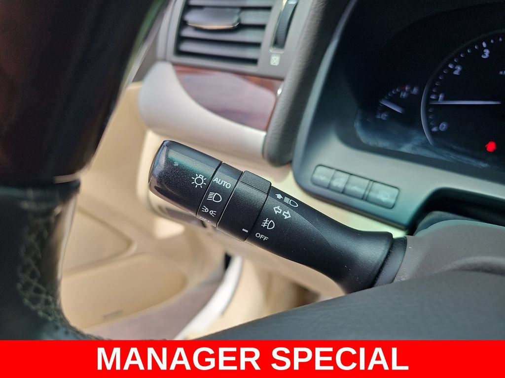Used 2016 Lexus LS 460 w/ Comfort Package RWD image 26