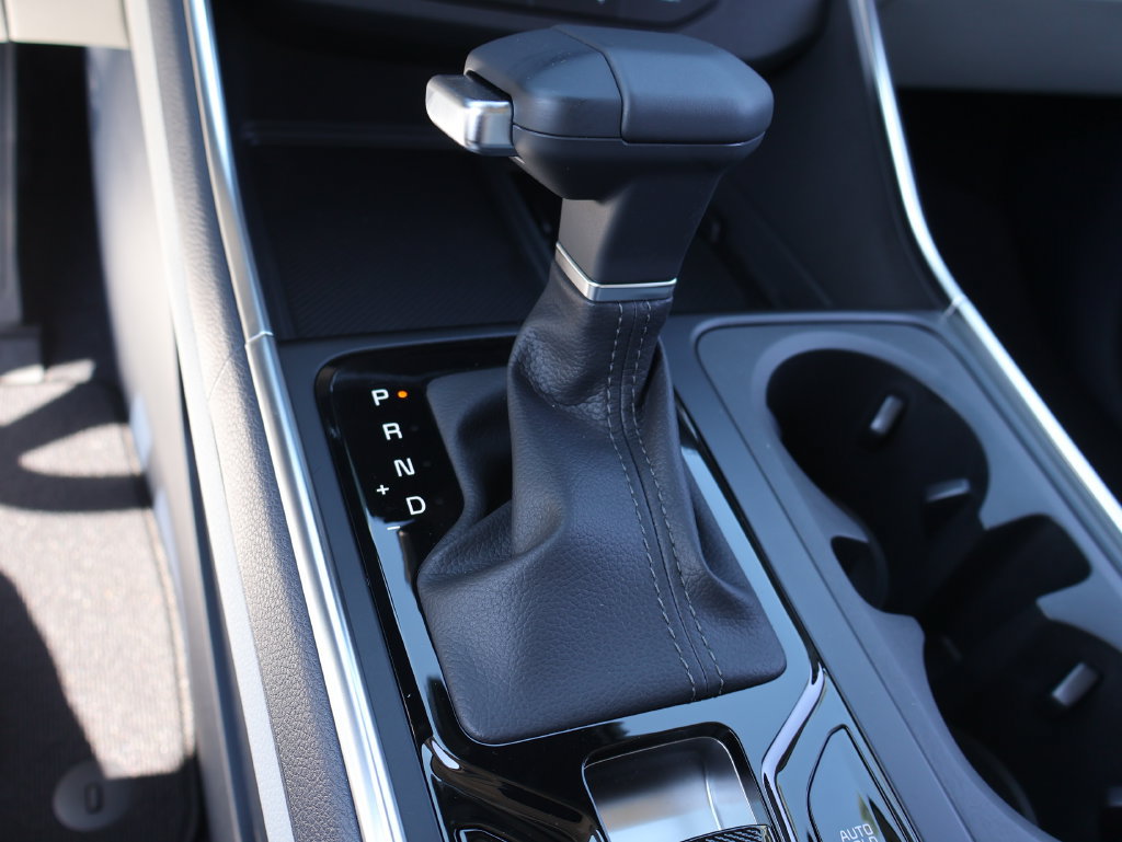 New 2027 Kia Carnival SX w/ Dark Edition Package FWD image 32