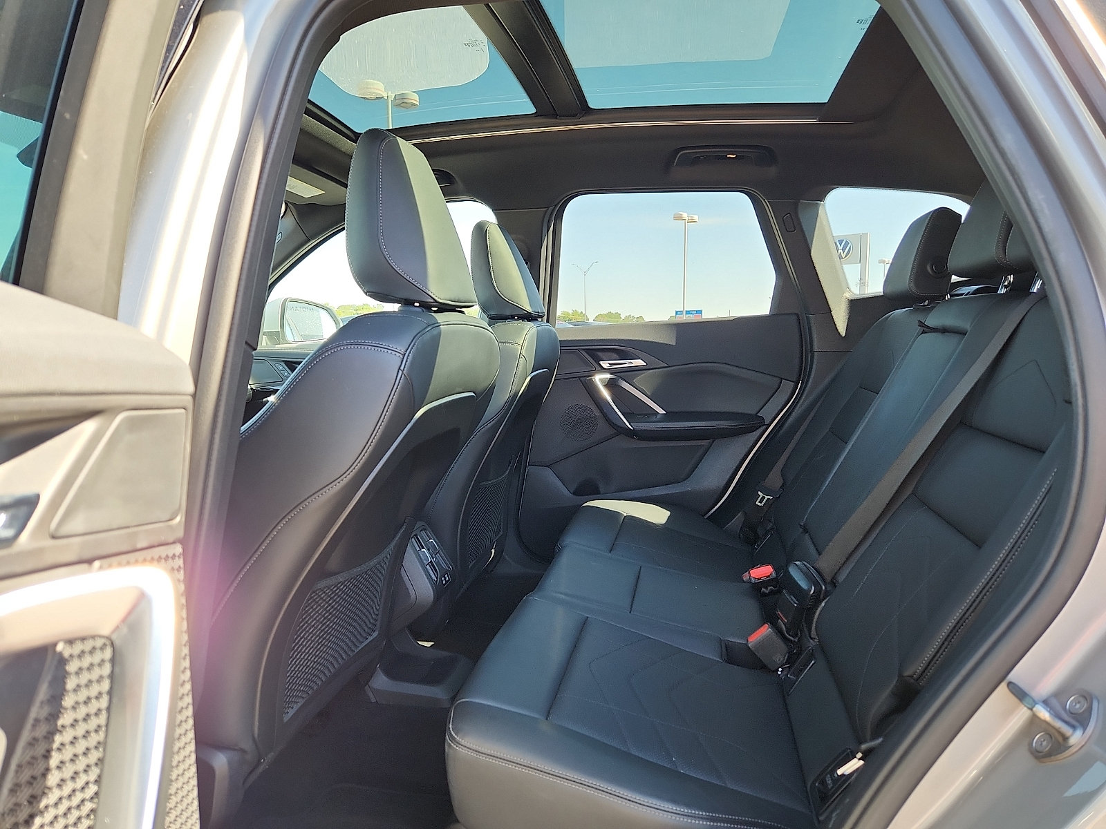 Used 2024 BMW X1 xDrive28i AWD/4WD image 12